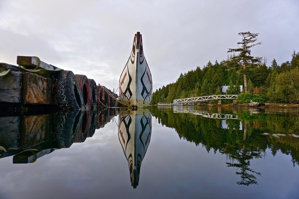 The Bamfield Motel Salmon Beach Exterior photo